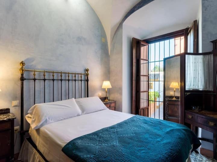 Historic House In The City Center Siviglia Esterno foto
